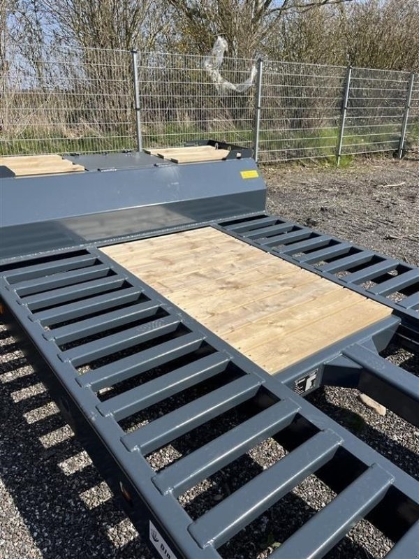 Tieflader des Typs Dinapolis Dina LL-9 Hyd. støtteben, Gebrauchtmaschine in Ringe (Bild 10)