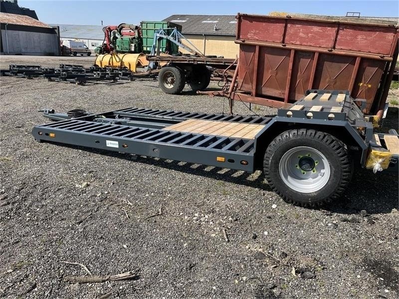 Tieflader des Typs Dinapolis Dina LL-9 Hyd. støtteben, Gebrauchtmaschine in Ringe (Bild 9)