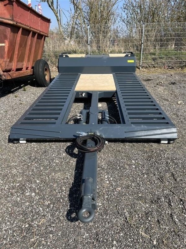 Tieflader des Typs Dinapolis Dina LL-9 Hyd. støtteben, Gebrauchtmaschine in Ringe (Bild 1)