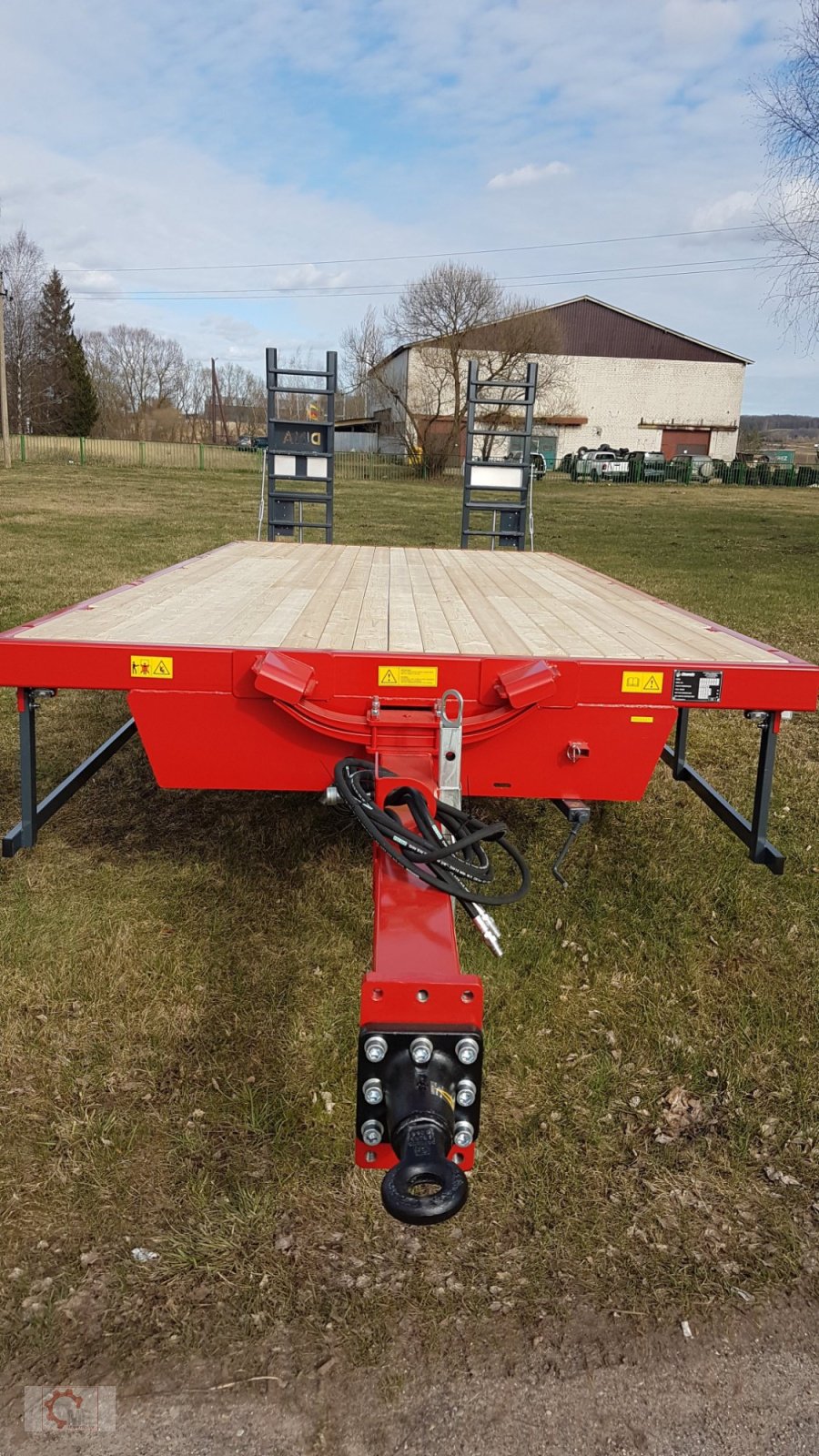 Tieflader от тип Dinapolis Tieflader Hydraulische Rampen Druckluft, Neumaschine в Tiefenbach (Снимка 5)