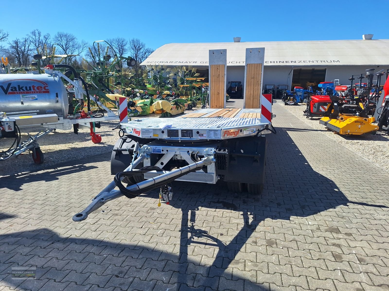Tieflader des Typs Fliegl 3-Achs Tieflader, Neumaschine in Gampern (Bild 7)