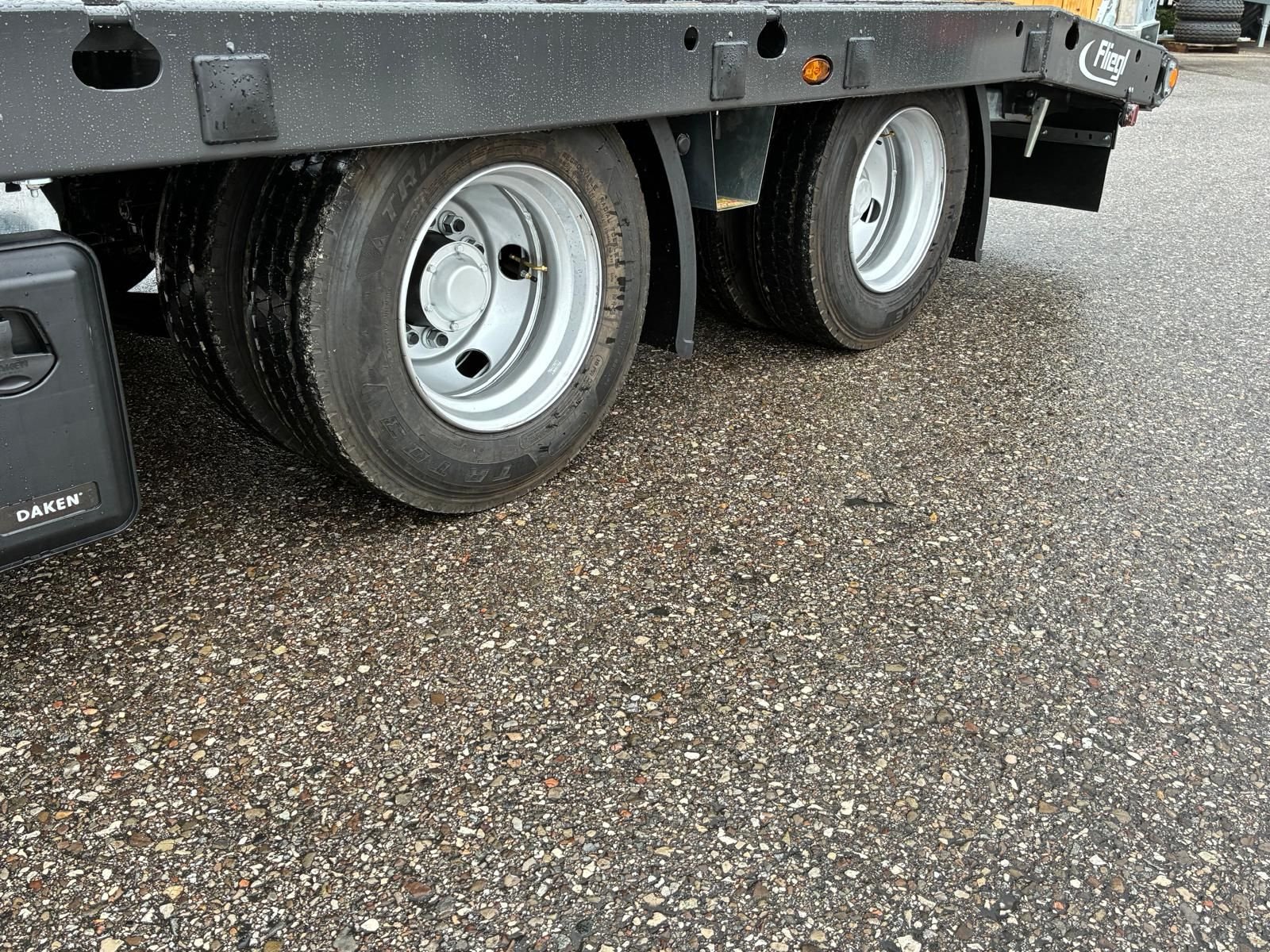 Tieflader typu Fliegl DTL 300 Agrar Greenlight, Neumaschine v Wallern (Obrázek 14)