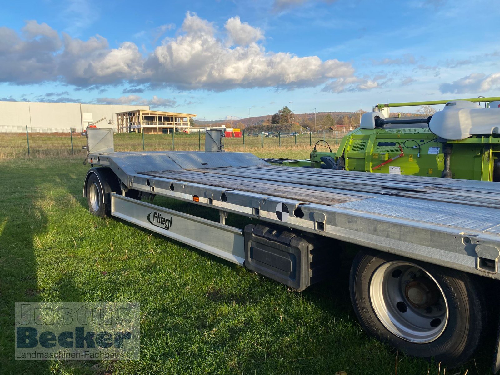 Tieflader van het type Fliegl DTS-S 300, Gebrauchtmaschine in Weimar-Niederwalgern (Foto 3)