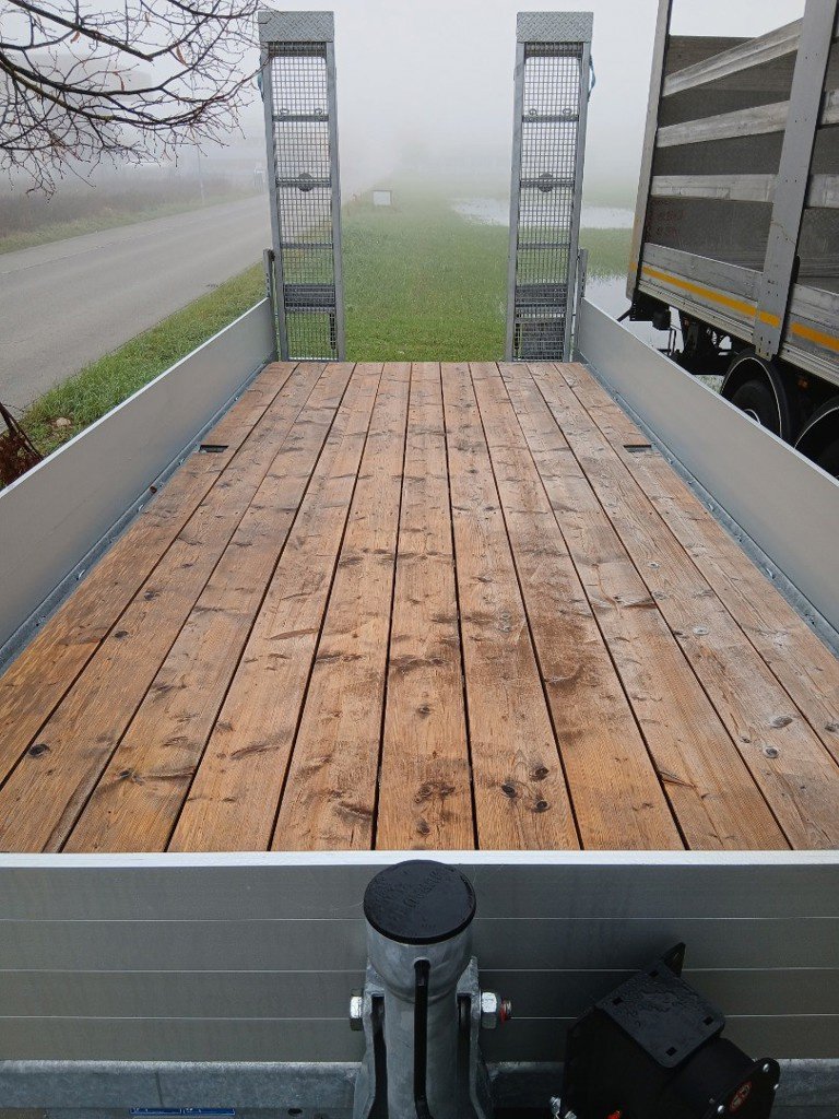 Tieflader типа Humbaur HBTZ 146225 BS, Ausstellungsmaschine в Lengnau (Фотография 3)