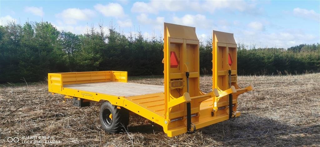 Tieflader типа Hummel HM4x6LWD Brede hydraulisk ramper, Gebrauchtmaschine в Mariager (Фотография 1)