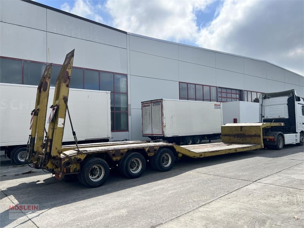 Tieflader des Typs Langendorf SATBUE 30/38 3 Achs Tiefbett- Satteltieflader, Gebrauchtmaschine in Schwebheim (Bild 5)