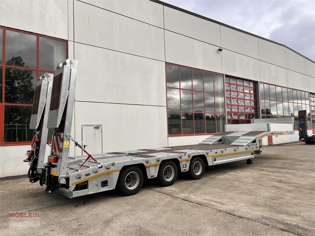 Tieflader of the type Möslein ST 3 3 Achs Satteltieflader neu, Gebrauchtmaschine in Schwebheim (Picture 7)