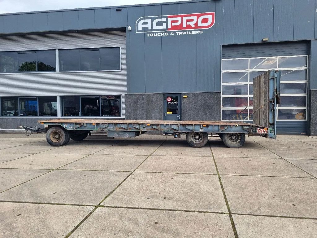 Tieflader typu Nooteboom 3as bladgeveerd RDW GEKEURD LANGZAAMVERKEER KENT!!, Gebrauchtmaschine v Emmeloord (Obrázek 1)