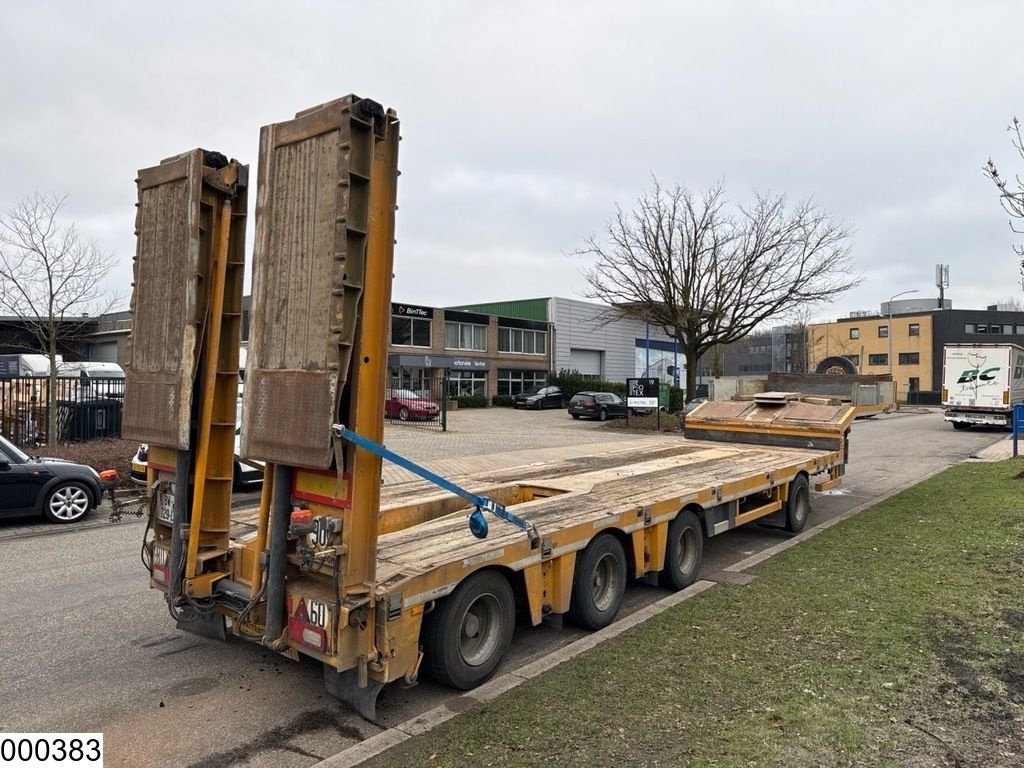 Tieflader des Typs Nooteboom Lowbed 73.500 kg, Extendable, 3x steering, Remote, Gebrauchtmaschine in Ede (Bild 2)
