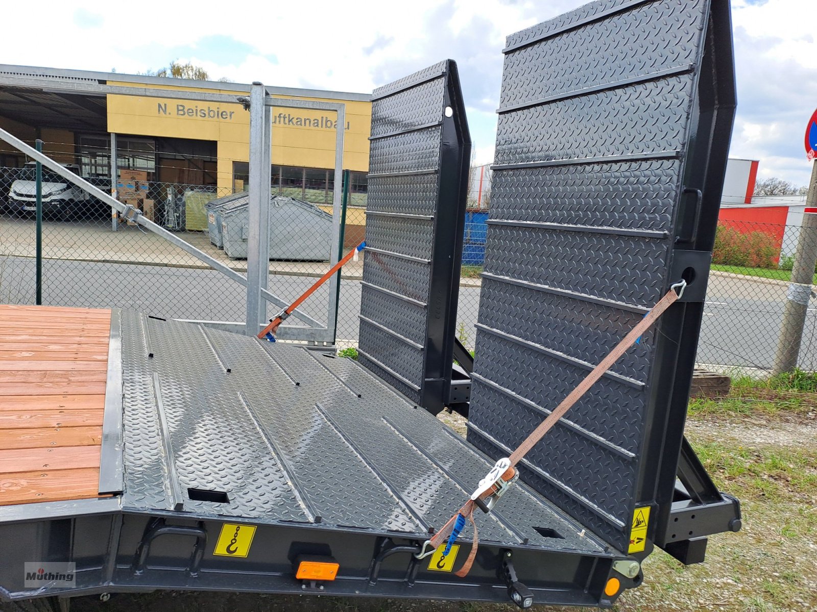Tieflader des Typs PRONAR RC 2100/2, Neumaschine in Neumarkt (Bild 7)