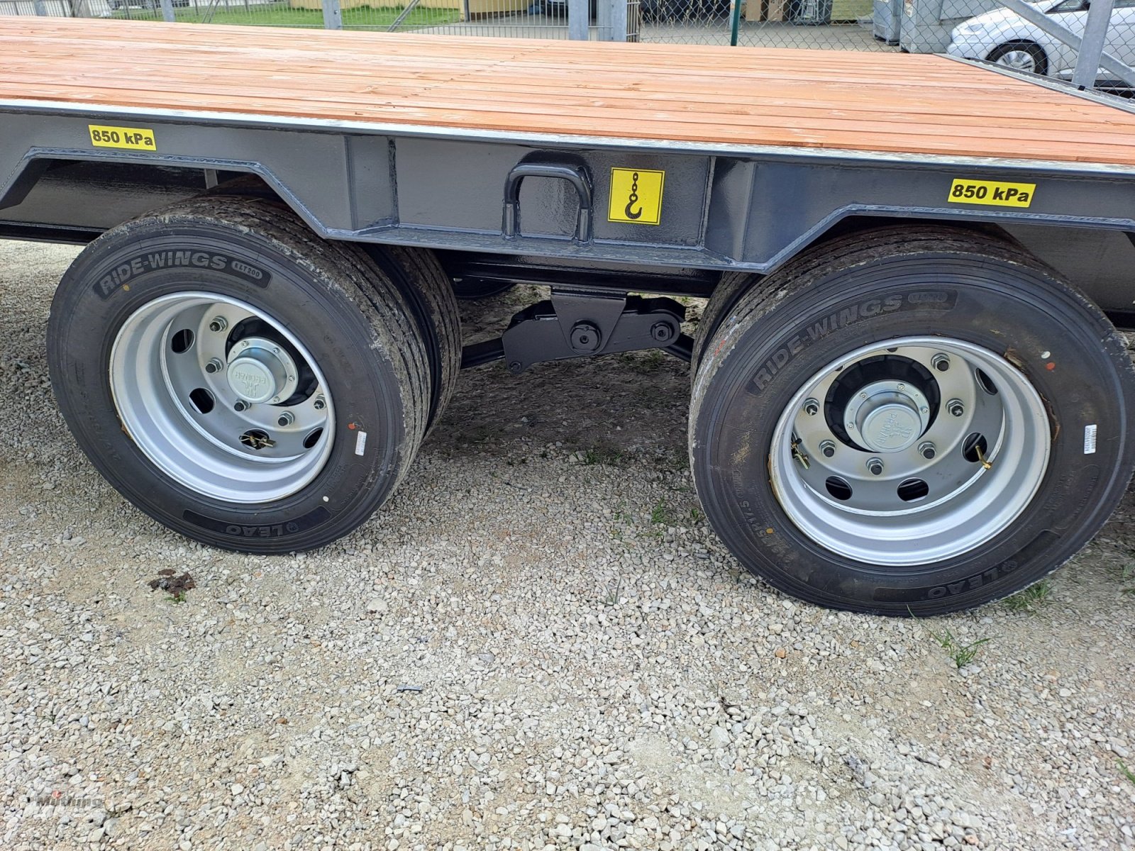Tieflader des Typs PRONAR RC 2100/2, Neumaschine in Neumarkt (Bild 8)
