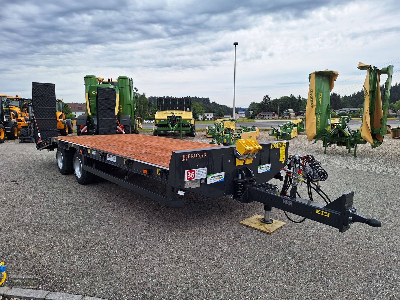 Tieflader des Typs PRONAR RC 2100/2, Neumaschine in Gampern (Bild 3)