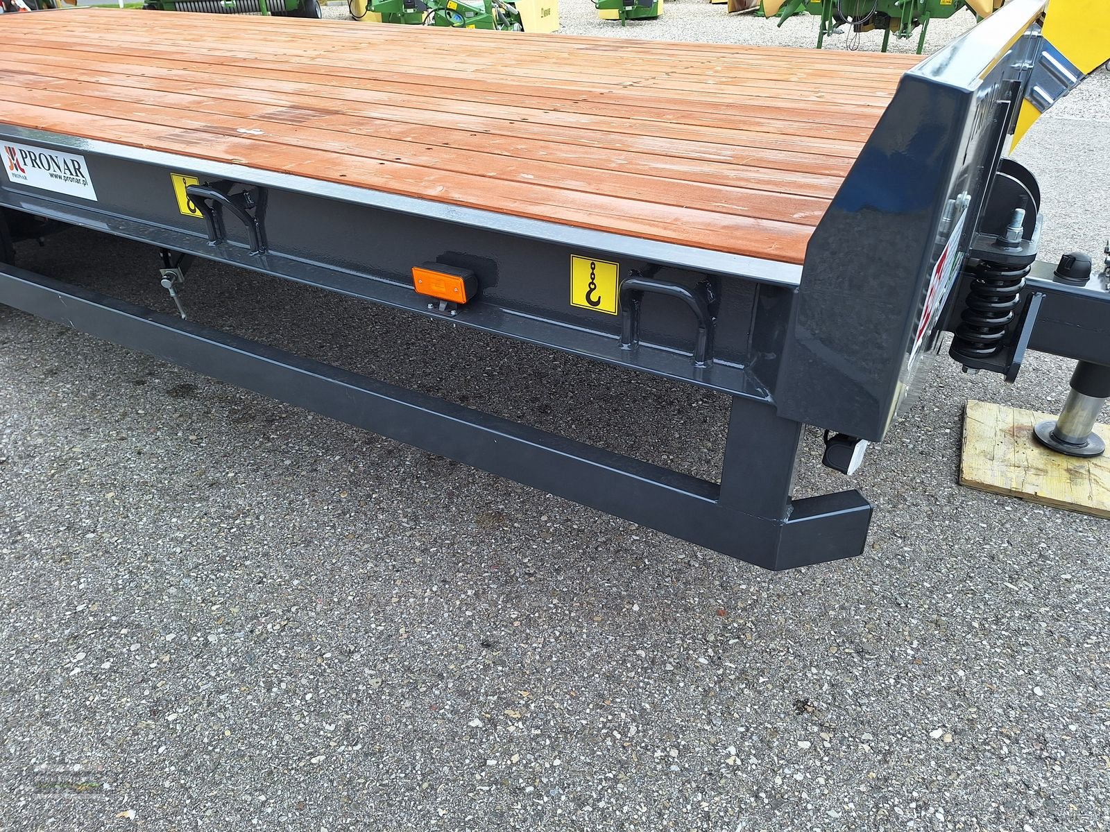 Tieflader des Typs PRONAR RC 2100/2, Neumaschine in Gampern (Bild 11)