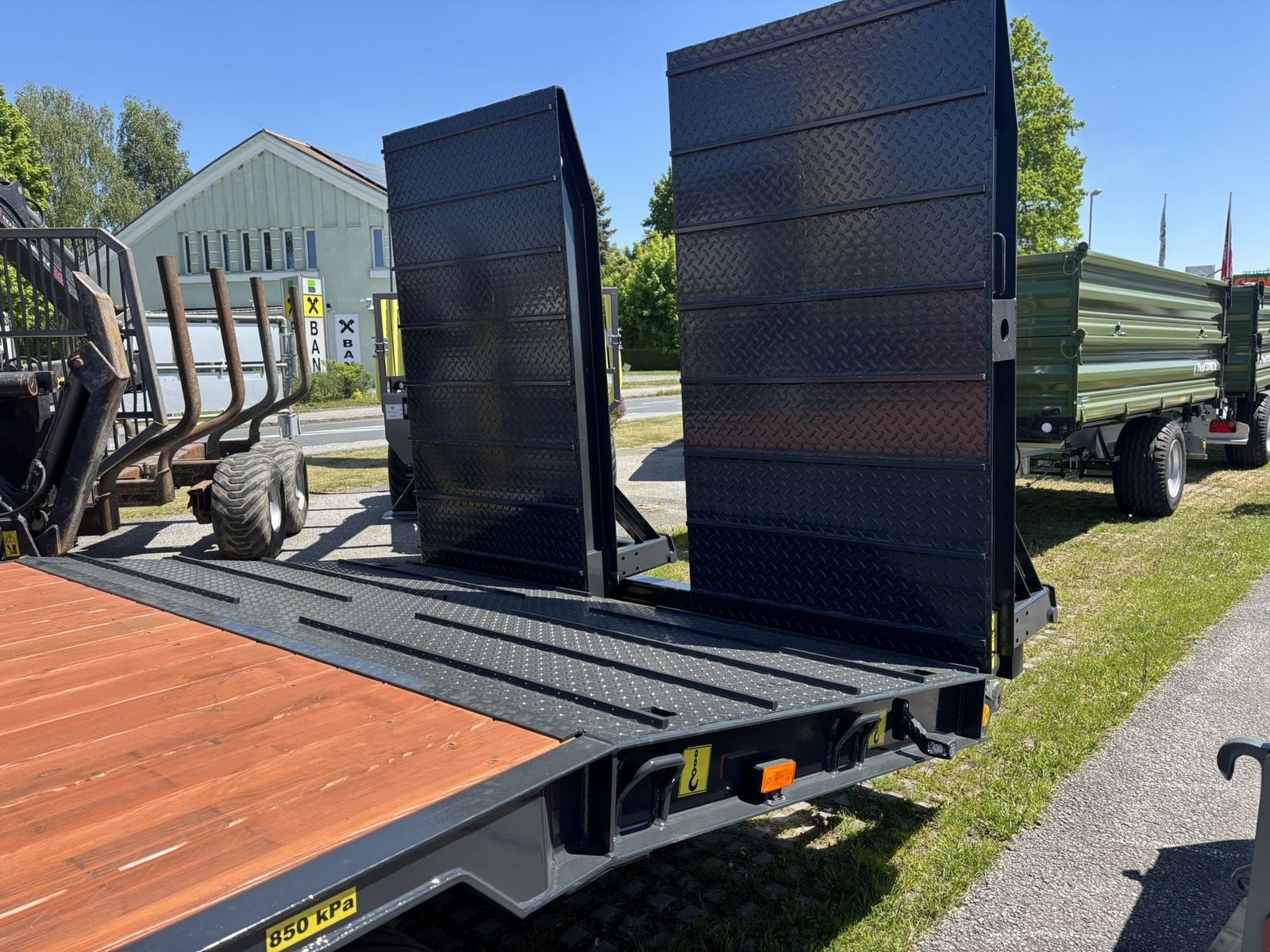 Tieflader des Typs PRONAR RC 2100 - 2, Neumaschine in Göpfritz (Bild 5)