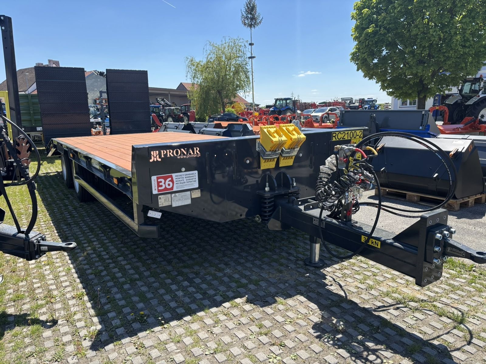 Tieflader des Typs PRONAR RC 2100 - 2, Neumaschine in Göpfritz (Bild 2)