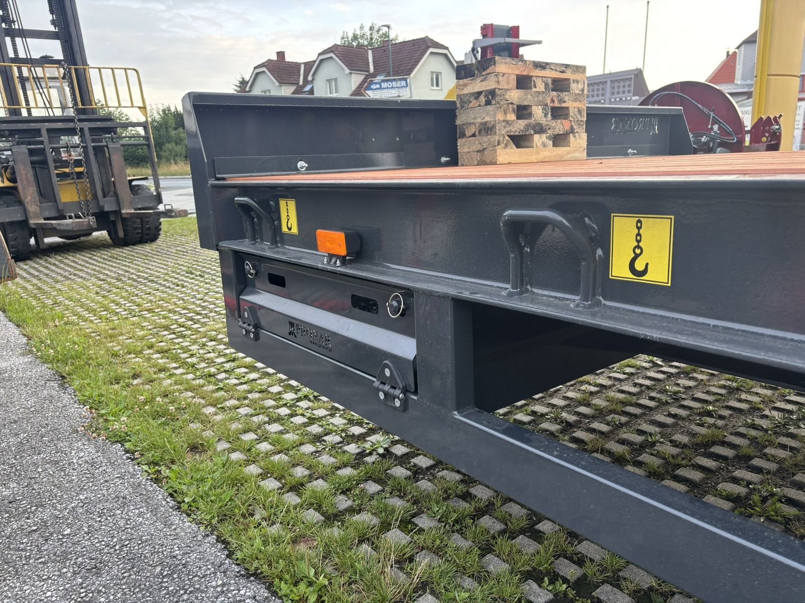 Tieflader des Typs PRONAR RC 2100 - 2, Neumaschine in Göpfritz (Bild 7)