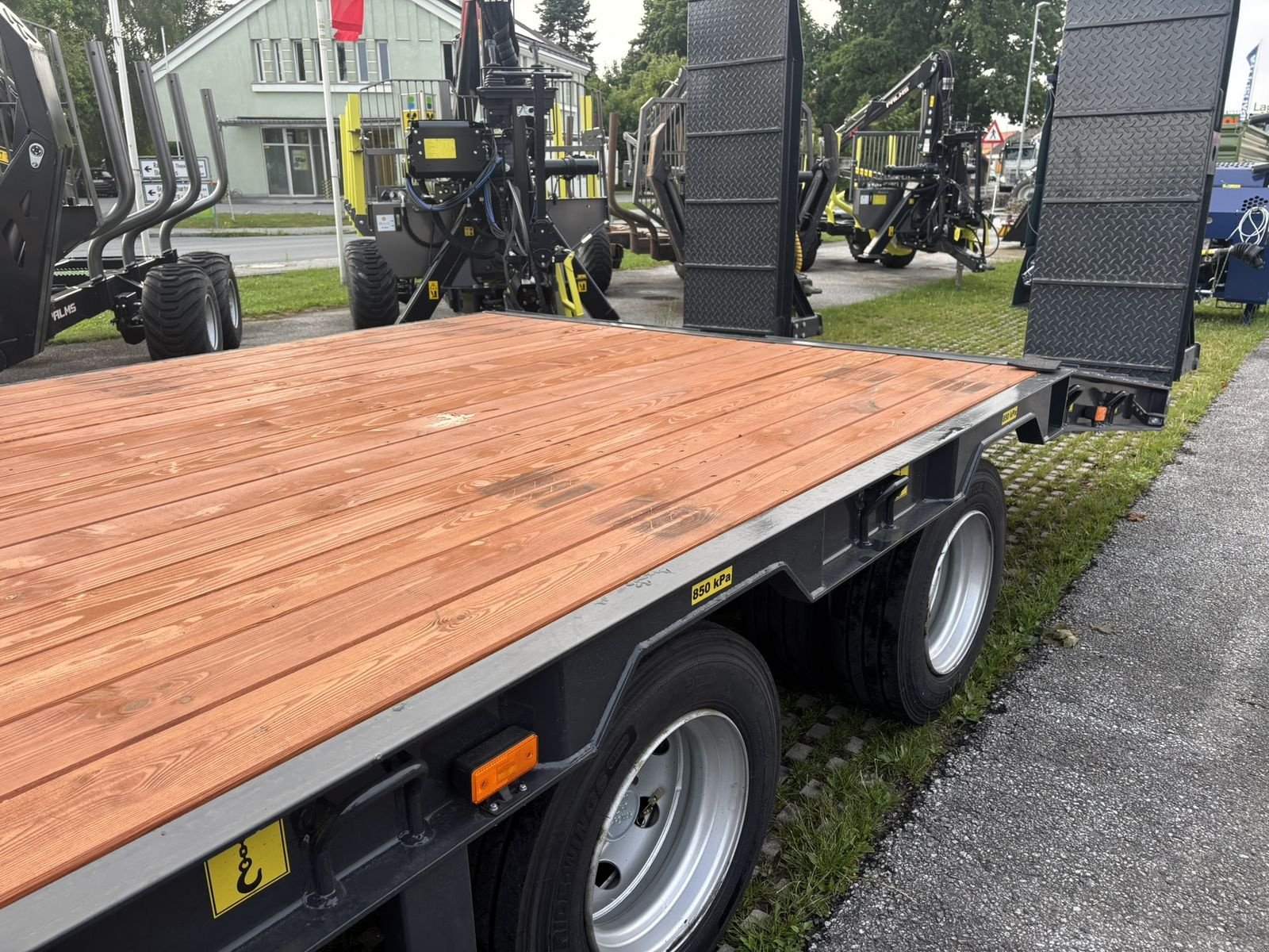 Tieflader des Typs PRONAR RC 2100 - 2, Neumaschine in Göpfritz (Bild 4)