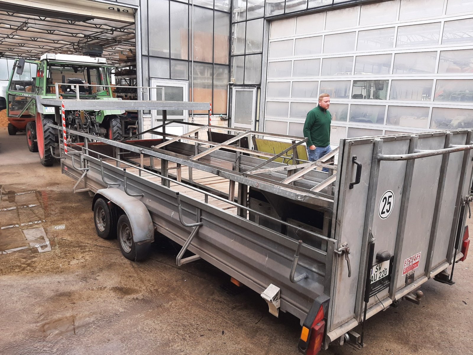 Tieflader typu Schutz Fahrzeugbau offener Kastenanhänger, Gebrauchtmaschine v Sennfeld (Obrázek 3)