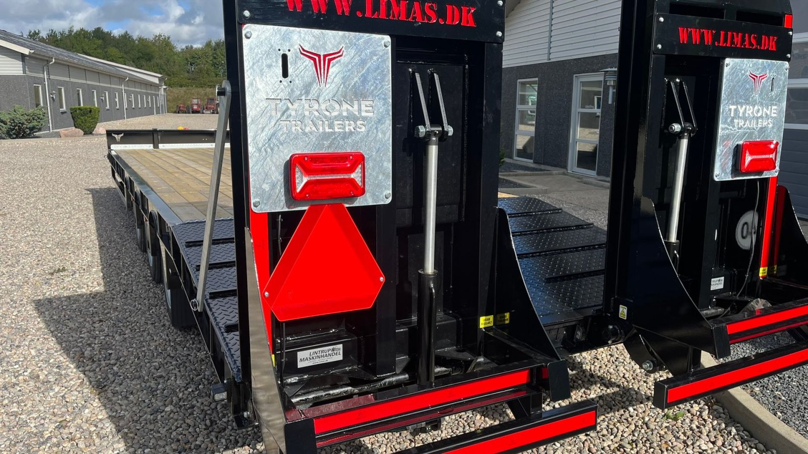 Tieflader tipa Sonstige 27TLL LANG MODEL med forbredningsudstyr samt kombi bremser, både luft og hydrauliske bremser. Affjedret træk og affjedret aksler. Med hydrauliske ramper og værktøjskasse, Gebrauchtmaschine u Lintrup (Slika 8)