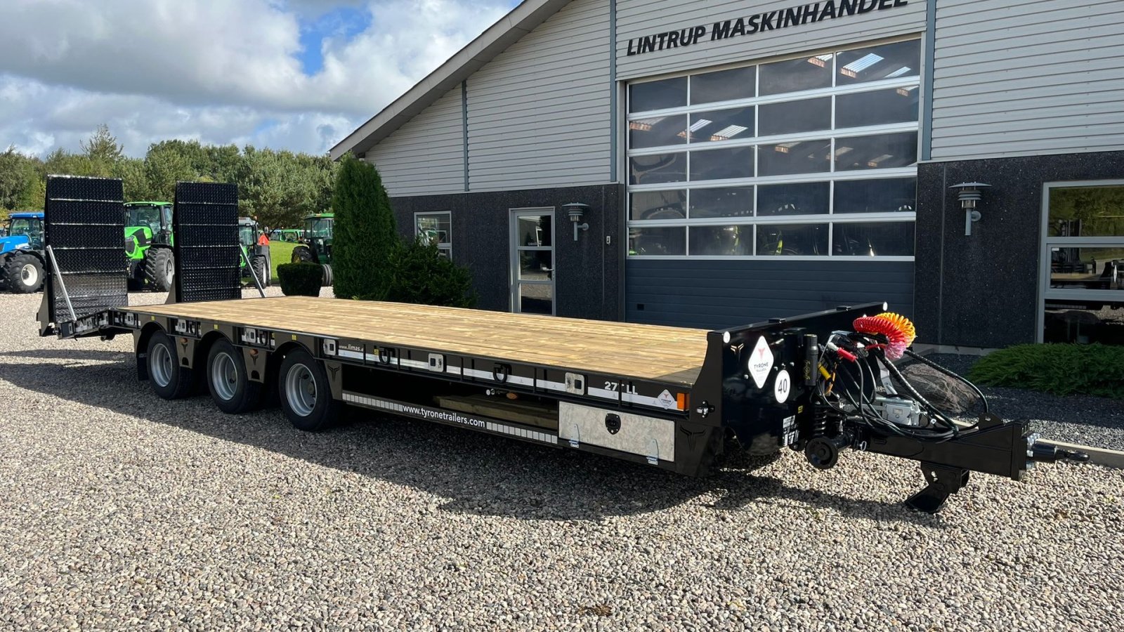 Tieflader tipa Sonstige 27TLL LANG MODEL med forbredningsudstyr samt kombi bremser, både luft og hydrauliske bremser. Affjedret træk og affjedret aksler. Med hydrauliske ramper og værktøjskasse, Gebrauchtmaschine u Lintrup (Slika 22)