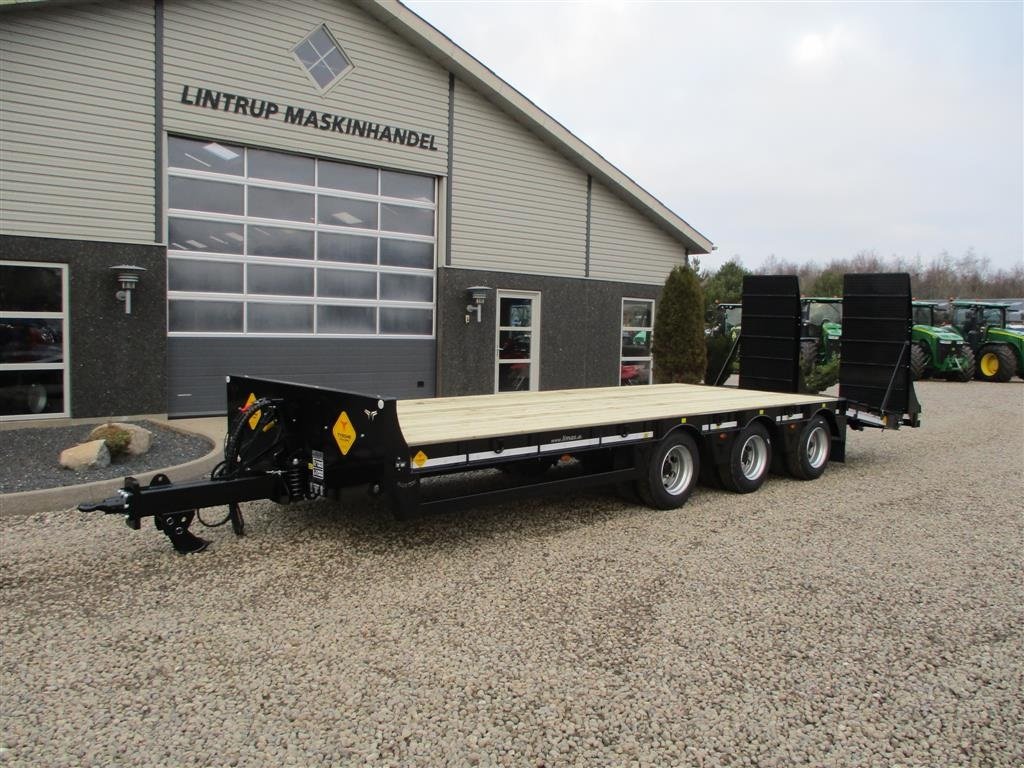 Tieflader typu Sonstige 27TLL med kombi bremser, både luft og hydrauliske bremser. Affjedret træk og affjedret aksler. Med hydrauliske ramper og værktøjskasse, Gebrauchtmaschine v Lintrup (Obrázek 16)