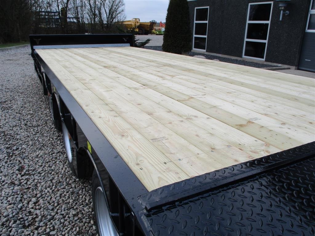 Tieflader typu Sonstige 27TLL med kombi bremser, både luft og hydrauliske bremser. Affjedret træk og affjedret aksler. Med hydrauliske ramper og værktøjskasse, Gebrauchtmaschine v Lintrup (Obrázek 19)