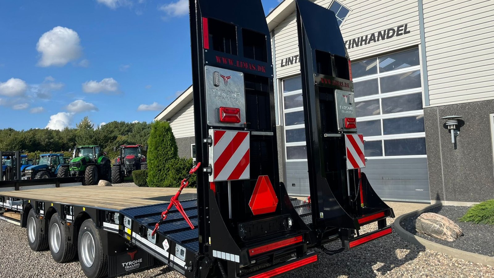 Tieflader tip Sonstige 33TLL LANG MODEL med kombi bremser, både luft og hydrauliske bremser. Affjedret træk og affjedret aksler. Med hydrauliske ramper og værktøjskasse, Gebrauchtmaschine in Lintrup (Poză 11)