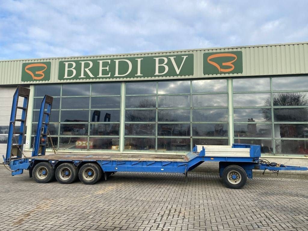 Tieflader des Typs Sonstige dieplader 4 assen, Gebrauchtmaschine in Roosendaal (Bild 3)