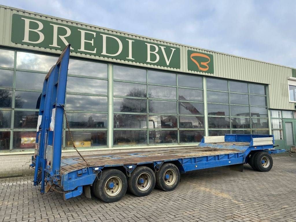 Tieflader des Typs Sonstige dieplader 4 assen, Gebrauchtmaschine in Roosendaal (Bild 2)