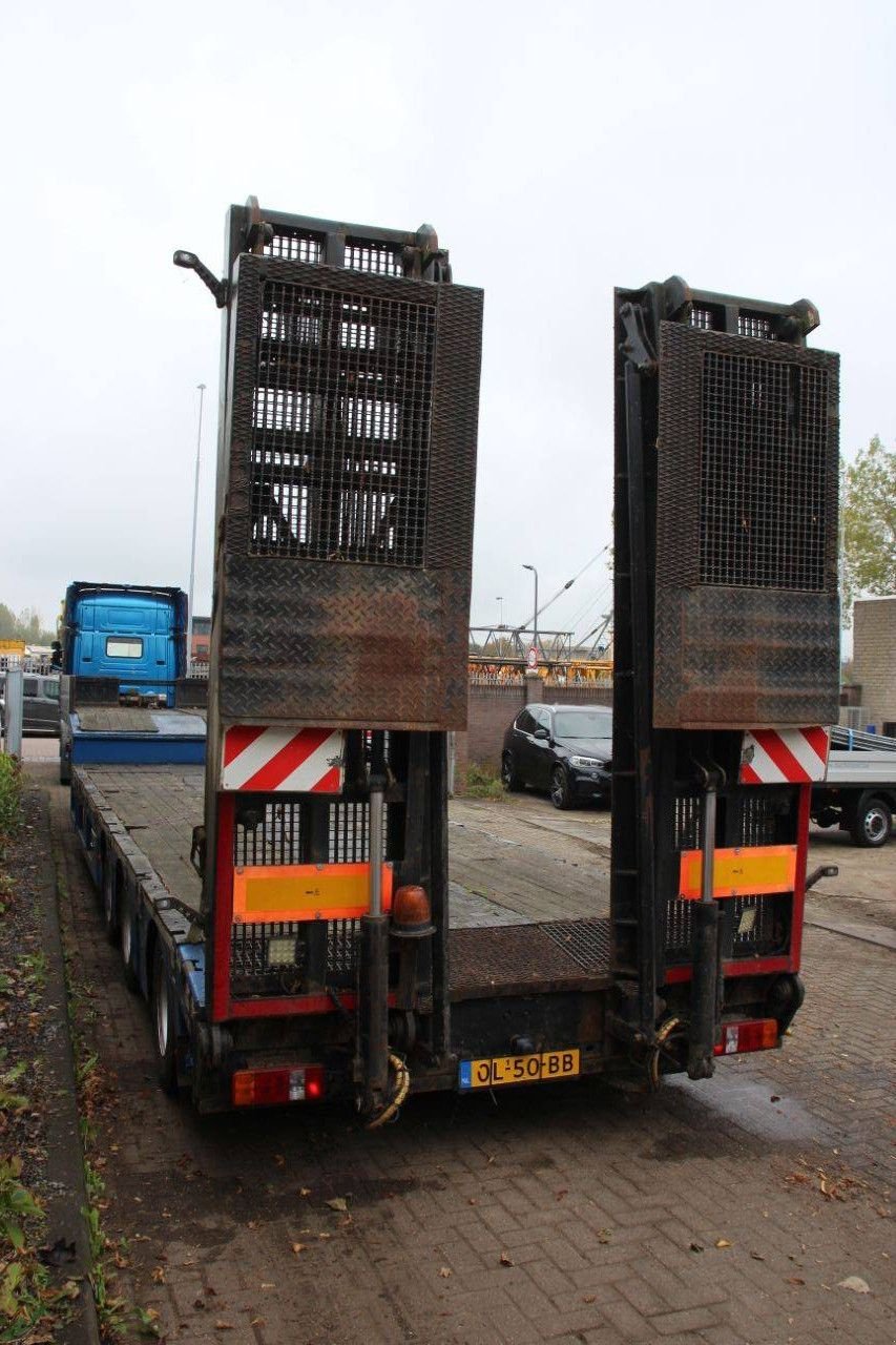 Tieflader типа Sonstige K&auml;ssbohrer LB3e, Gebrauchtmaschine в Antwerpen (Фотография 7)