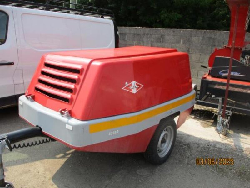 Tieflader van het type Sonstige MOTO POMPE, Gebrauchtmaschine in Bourron Marlotte (Foto 1)