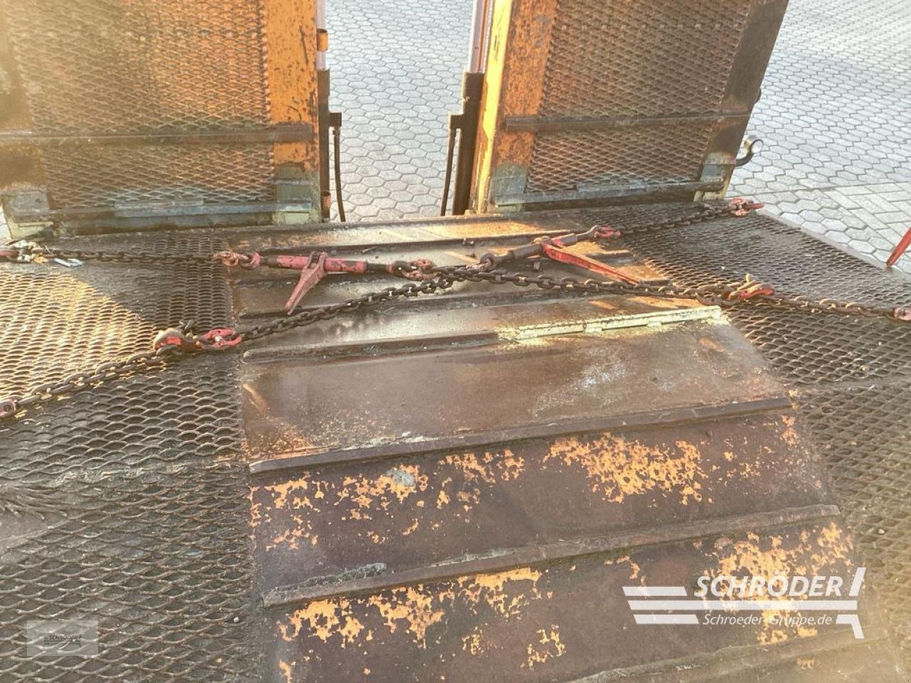 Tieflader van het type Sonstige TIEFLADER 12 T MIT DOLLYACHSE, Gebrauchtmaschine in Norden (Foto 12)