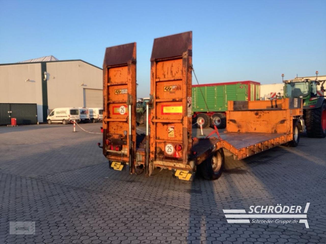 Tieflader van het type Sonstige TIEFLADER 12 T MIT DOLLYACHSE, Gebrauchtmaschine in Norden (Foto 13)