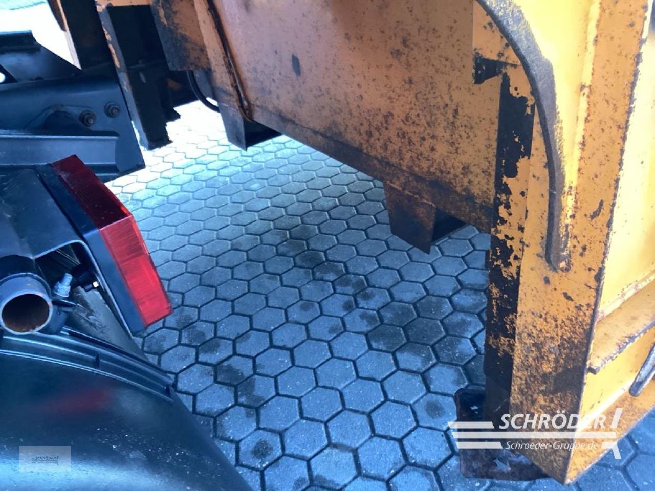 Tieflader van het type Sonstige TIEFLADER 12 T MIT DOLLYACHSE, Gebrauchtmaschine in Norden (Foto 17)