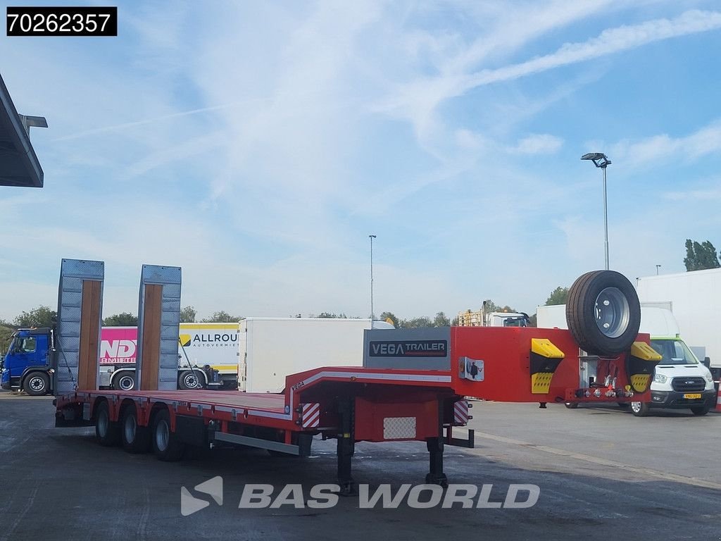 Tieflader des Typs Sonstige Vega Lowbed 2 axles NEW Hydr. Ramps. Lift+Steering Axle, Neumaschine in Veghel (Bild 5)