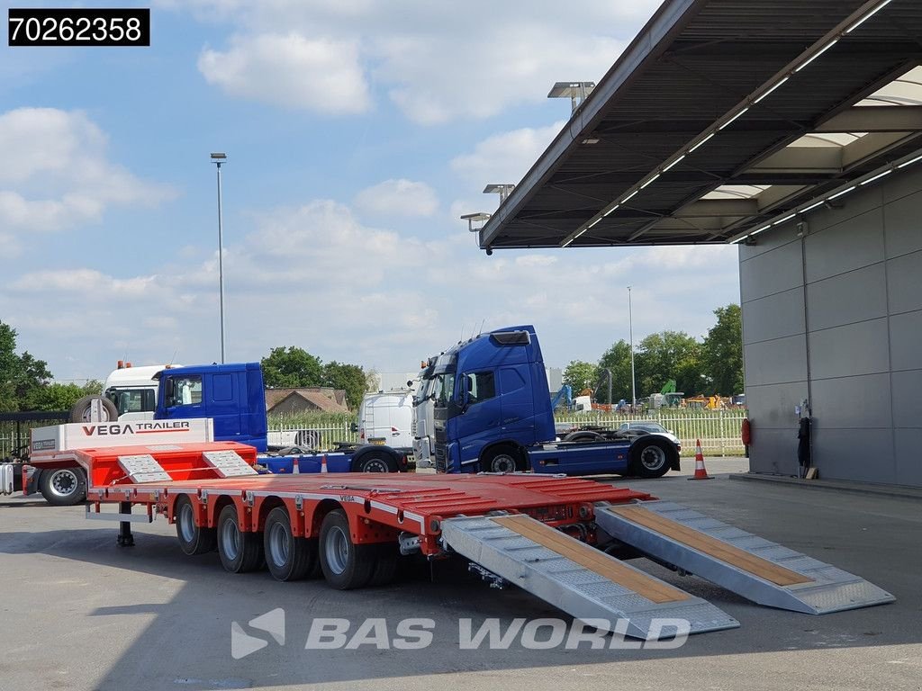 Tieflader des Typs Sonstige Vega STANDARD LOWBED 2 axles Lift + 2xLenkachse Hydraulic Ramps, Neumaschine in Veghel (Bild 10)