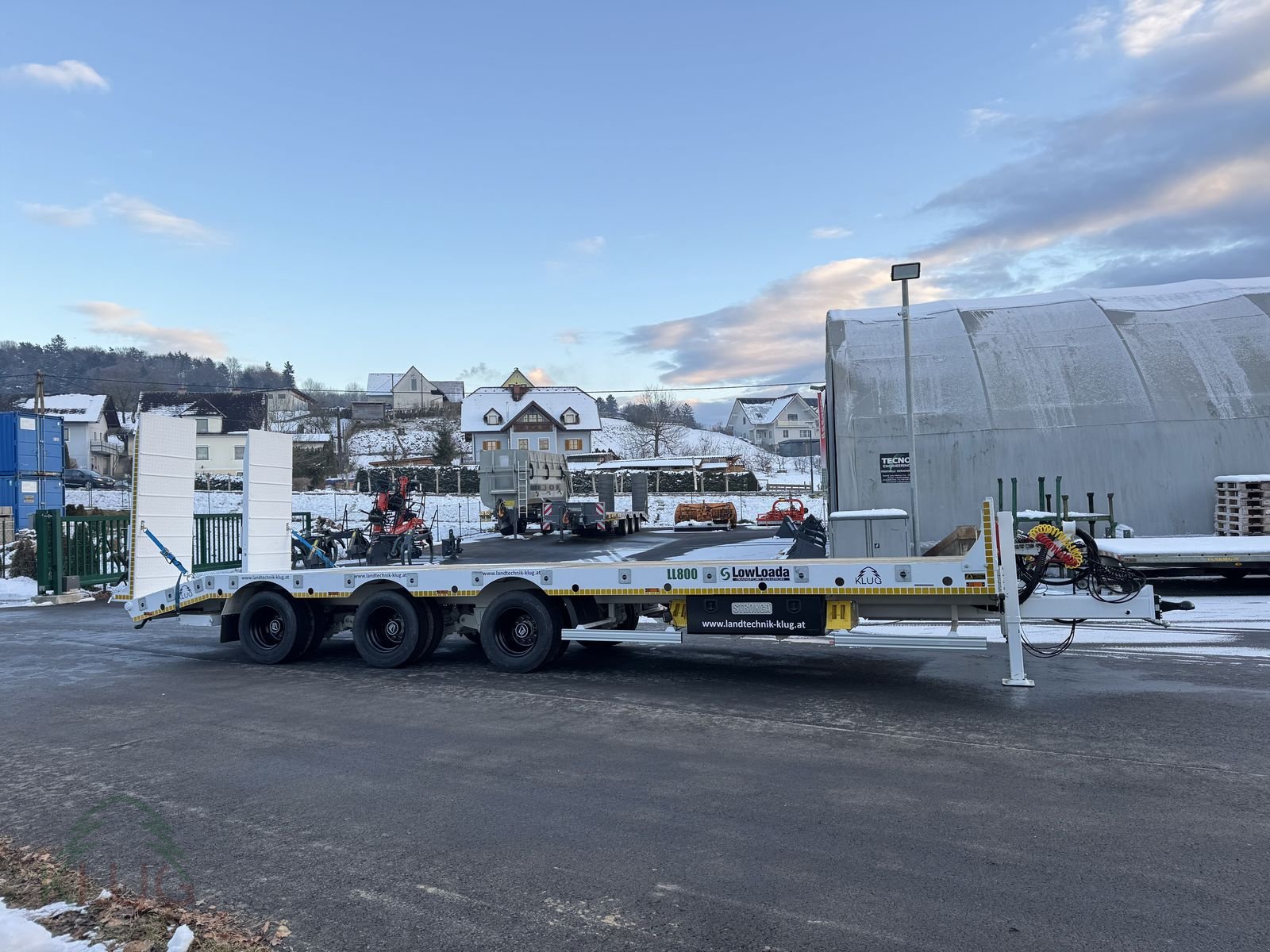 Tieflader za tip Stronga LL800 LowLoada Tridem, Neumaschine u Pirching am Traubenberg (Slika 18)