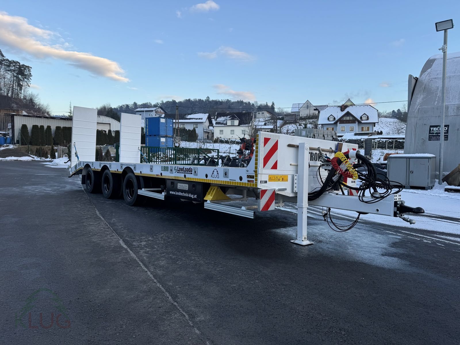 Tieflader za tip Stronga LL800 LowLoada Tridem, Neumaschine u Pirching am Traubenberg (Slika 19)