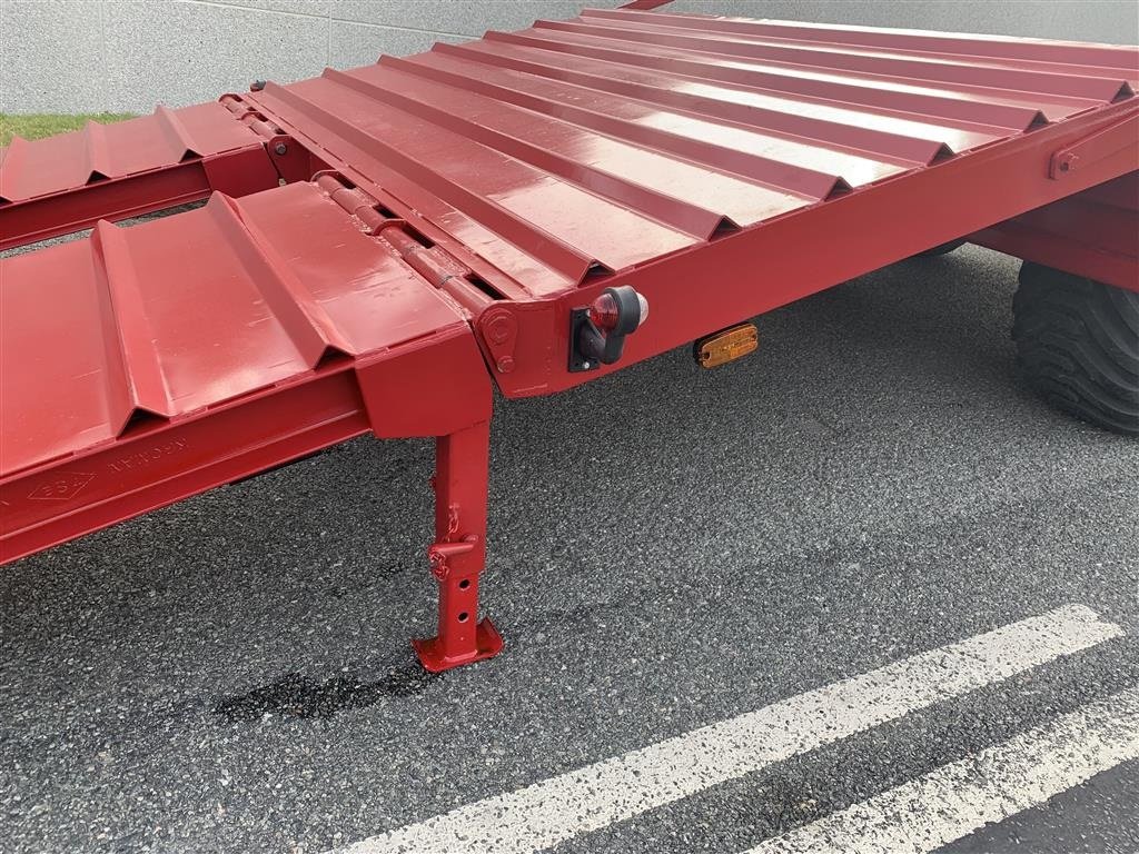 Tieflader des Typs Tinaz 12 tons maskintrailer med hydrauliske bredde ramper, Gebrauchtmaschine in Ringe (Bild 17)