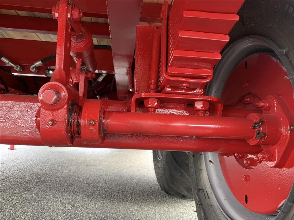 Tieflader des Typs Tinaz 12 tons maskintrailer med hydrauliske bredde ramper, Gebrauchtmaschine in Ringe (Bild 23)