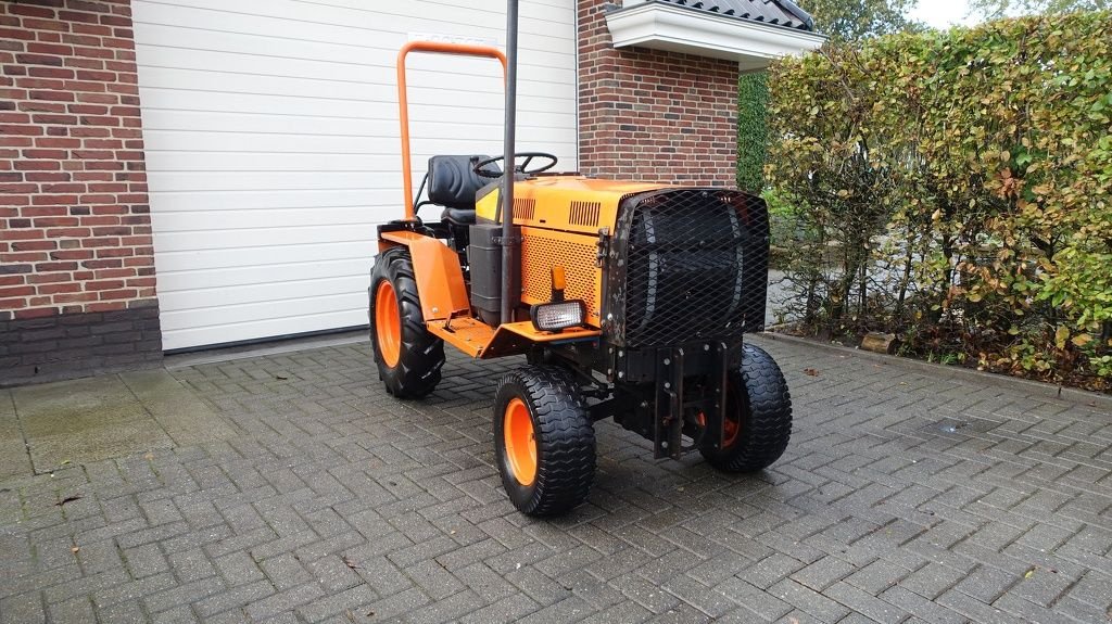 Traktor of the type Agria 4900, Gebrauchtmaschine in IJsselmuiden (Picture 2)