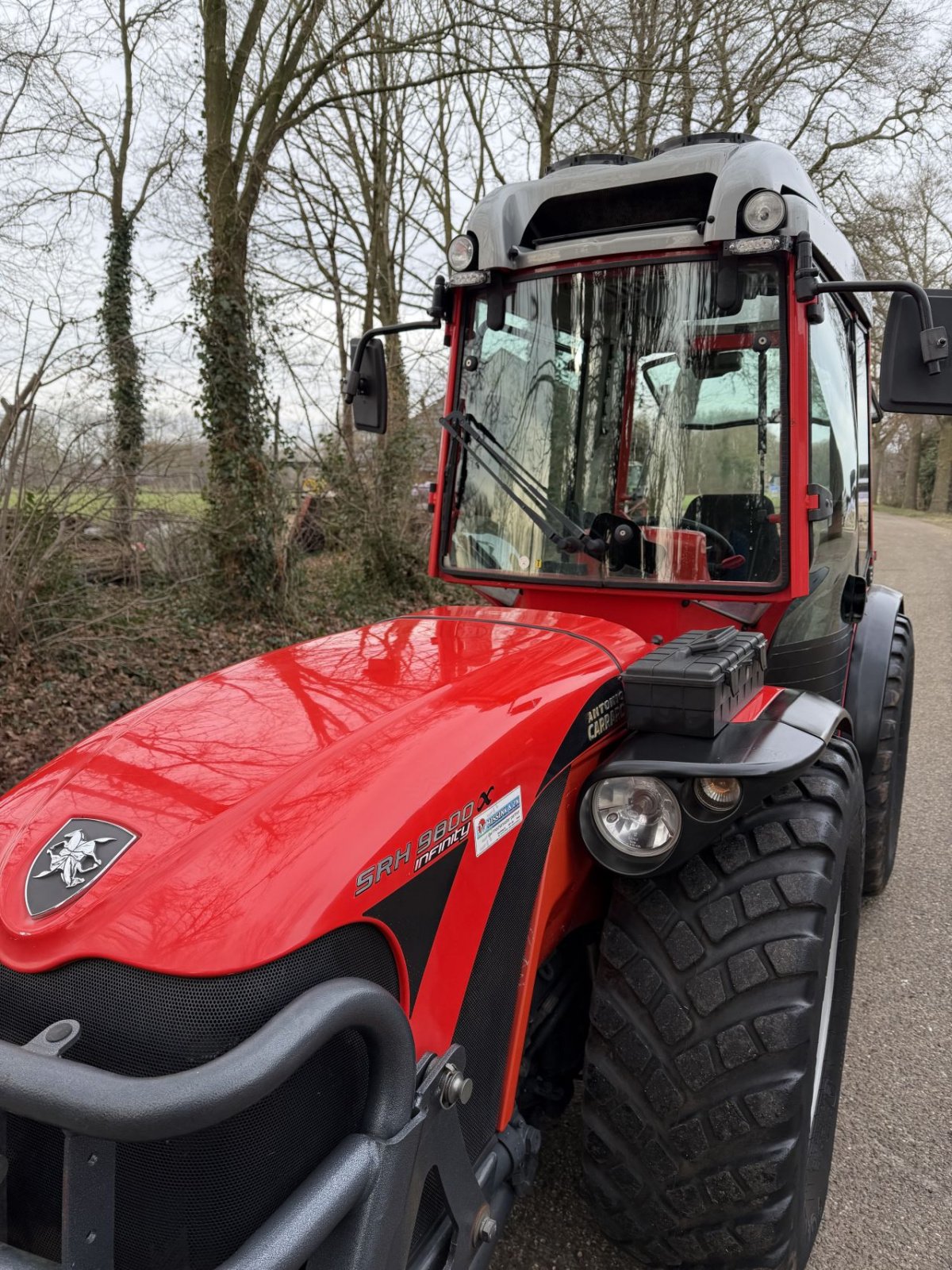 Traktor типа Antonio Carraro SRH 9800 Infinity, Gebrauchtmaschine в Rossum (Фотография 3)