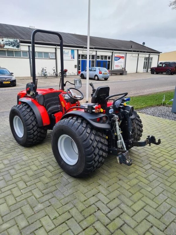 Traktor des Typs Antonio Carraro SRX 7800, Gebrauchtmaschine in Kampen (Bild 4)