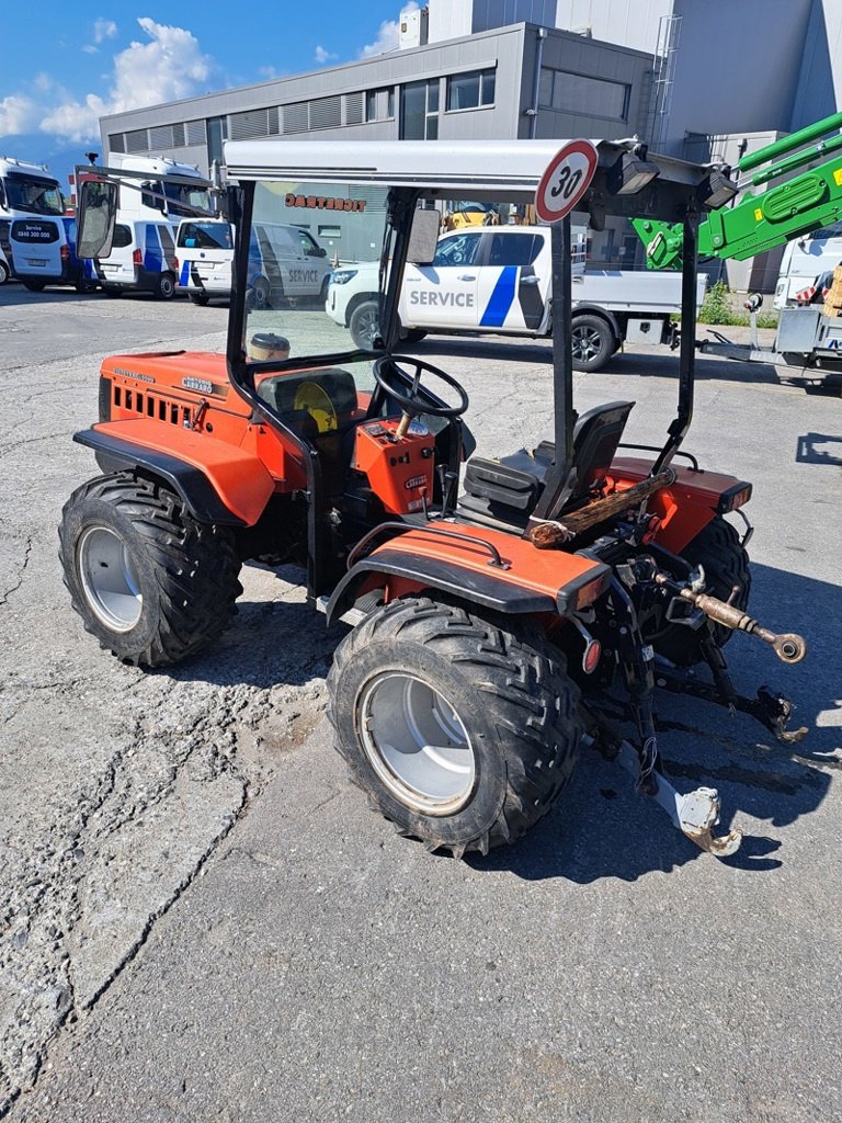 Traktor typu Antonio Carraro Tigretrac 5500, Gebrauchtmaschine v Landquart (Obrázek 4)