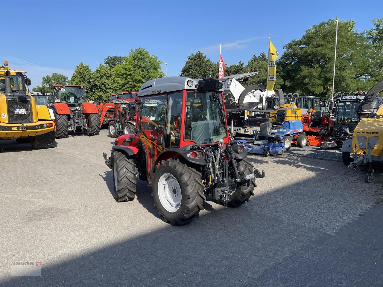 Traktor des Typs Antonio Carraro TR 7600 Infinity, Neumaschine in Tönisvorst (Bild 3)