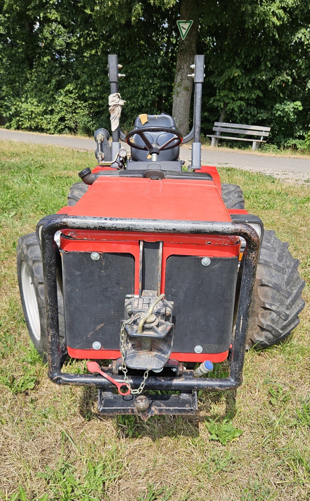 Traktor типа Antonio Carraro TTR 4400, Gebrauchtmaschine в Schorndorf-Miedelsbach (Фотография 1)