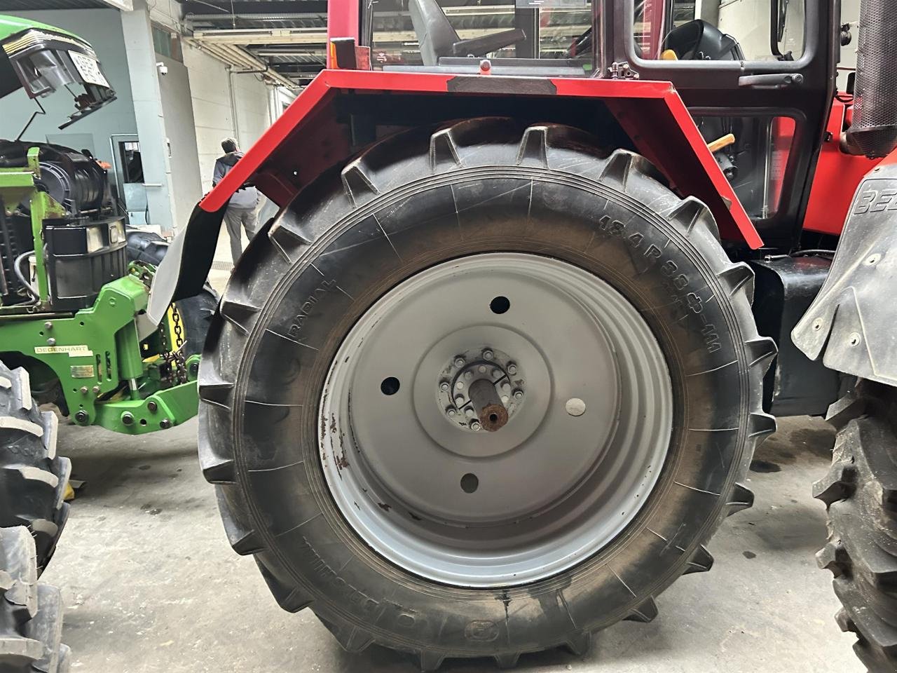 Traktor Türe ait Belarus 1220.3, Gebrauchtmaschine içinde Niederkirchen (resim 5)