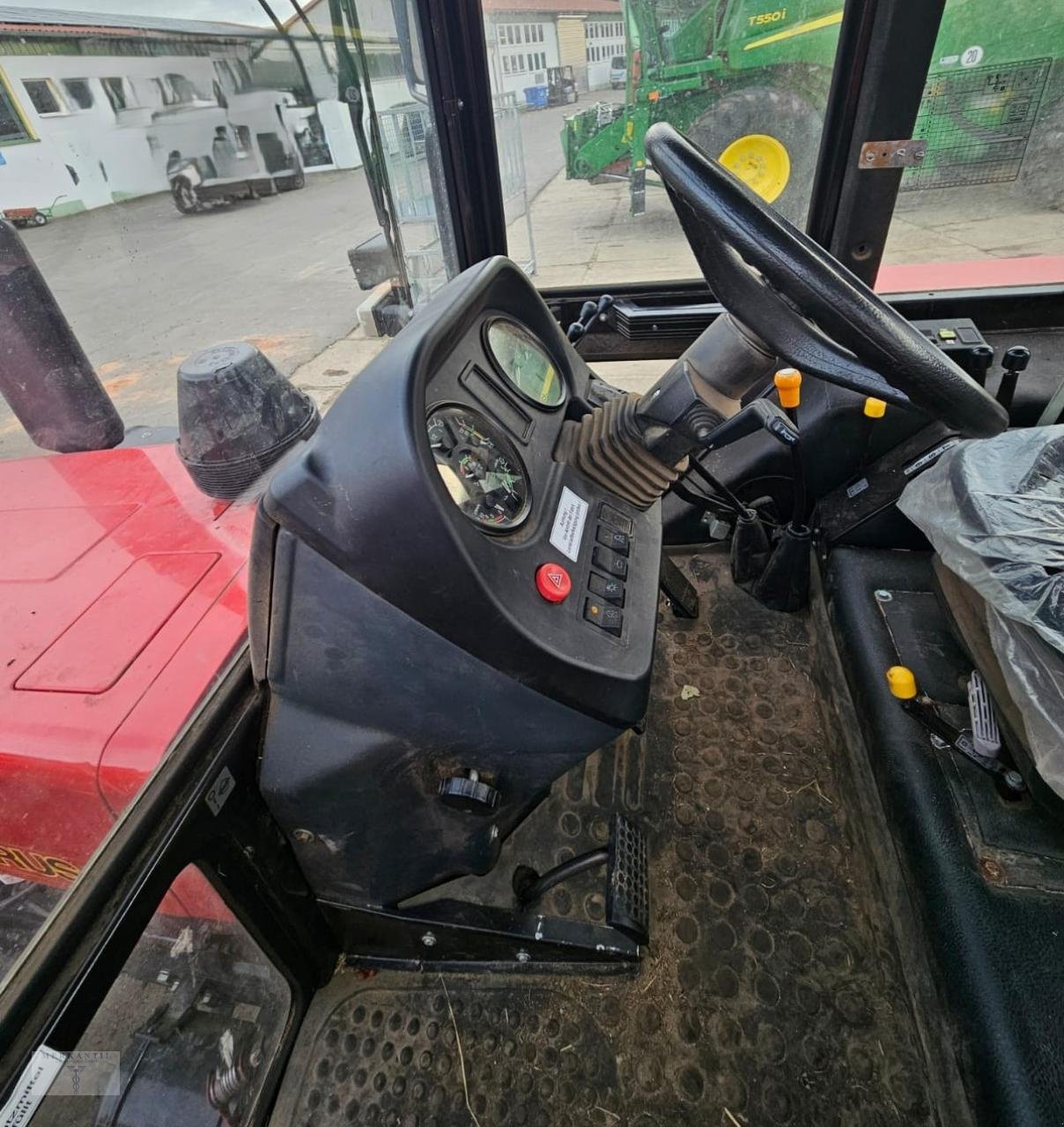 Traktor of the type Belarus MTS 1025.2, Gebrauchtmaschine in Pragsdorf (Picture 4)