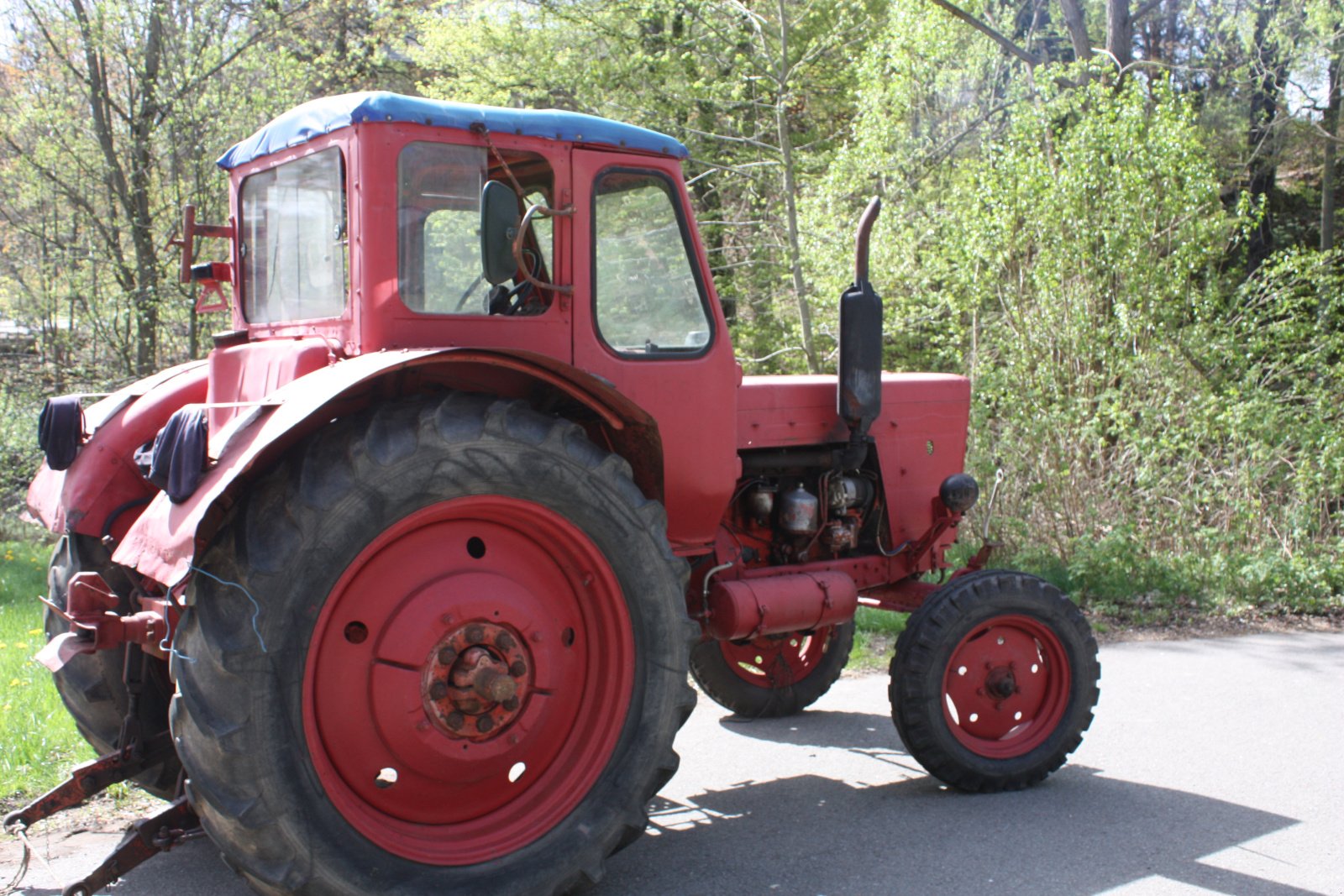Traktor des Typs Belarus Mts 50, Gebrauchtmaschine in Lauter Bernsbach (Bild 2)