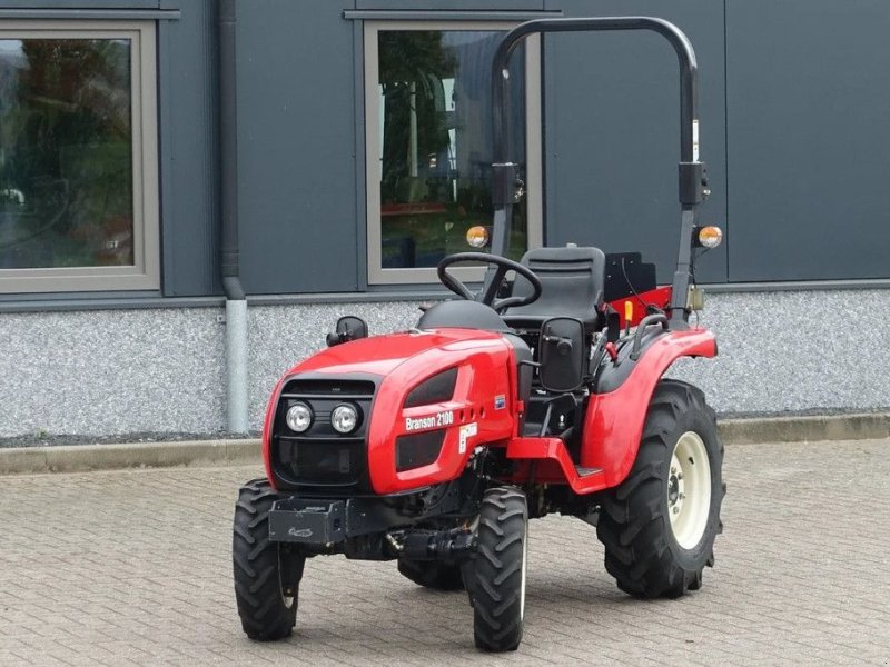Traktor του τύπου Branson 2100 4wd / 00014 Draaiuren / Stuurbekrachtiging, Gebrauchtmaschine σε Swifterband (Φωτογραφία 1)